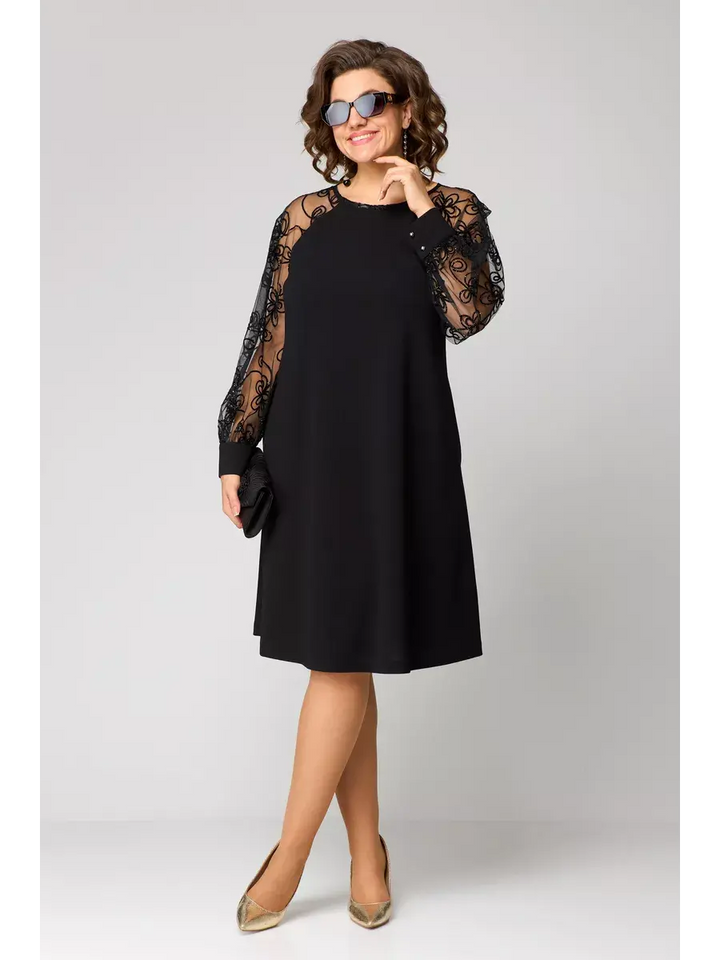 Maxima | Elegant black sexy lace dress