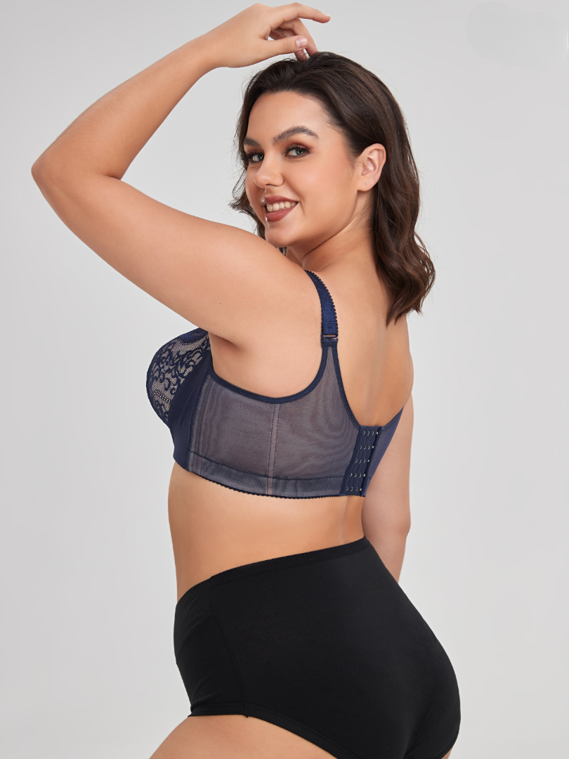 Style Montreal | Elegant Lace Push-Up Bra