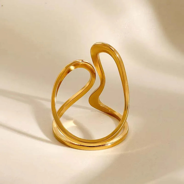 Veyra | Open Line Ring