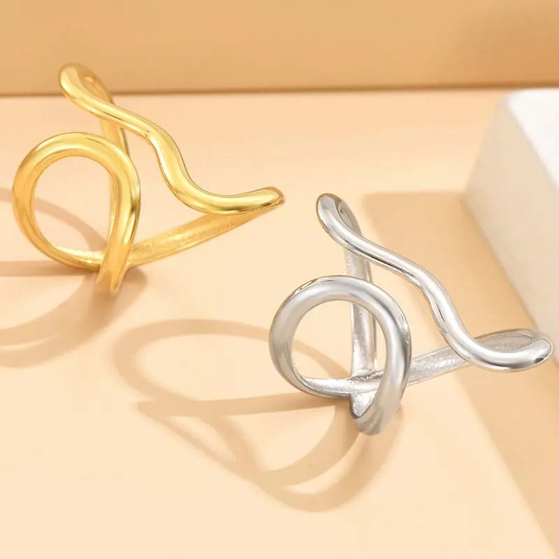 Veyra | Open Line Ring