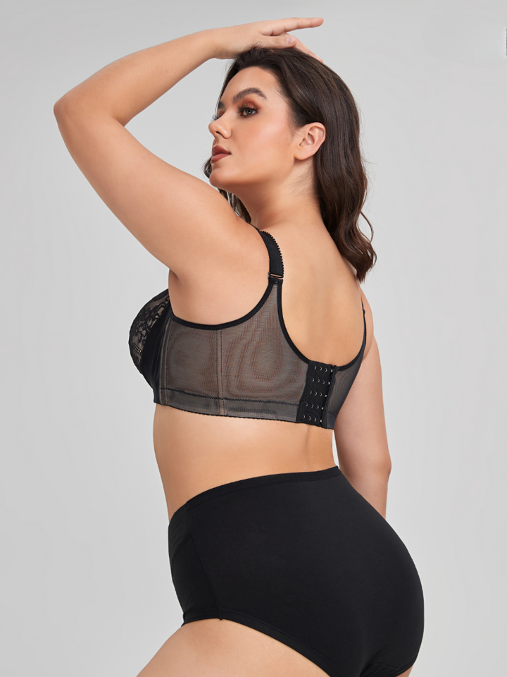 Style Montreal | Elegant Lace Push-Up Bra